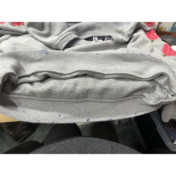 Victoria's Secret Pink Sweatshirt Pullover Graphic Logo Crew Neck XS Roses - Picture 10 of 10